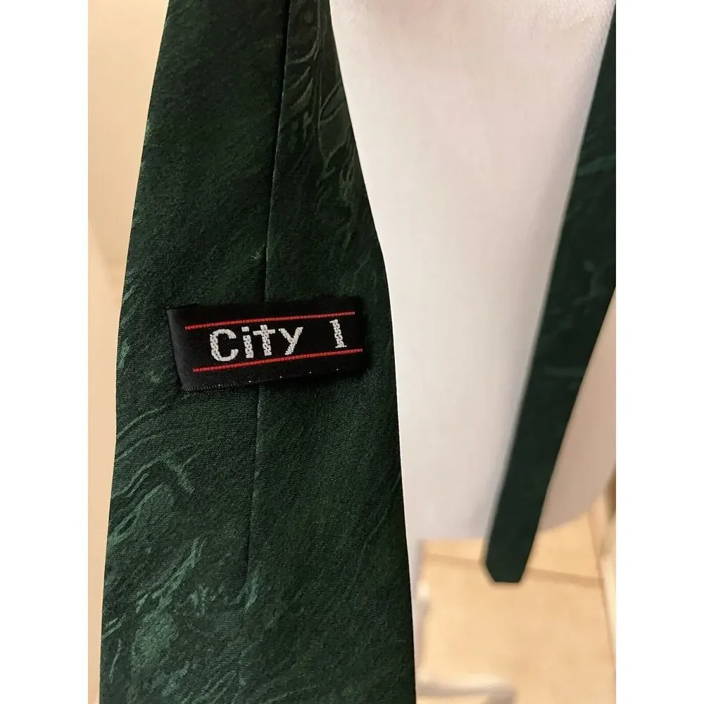 City 1 Green Basketball Tie